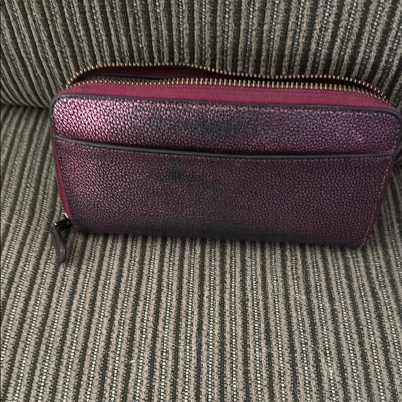 Coach Metallic Pink and Black Zip Wallet - Picture 3 of 4
